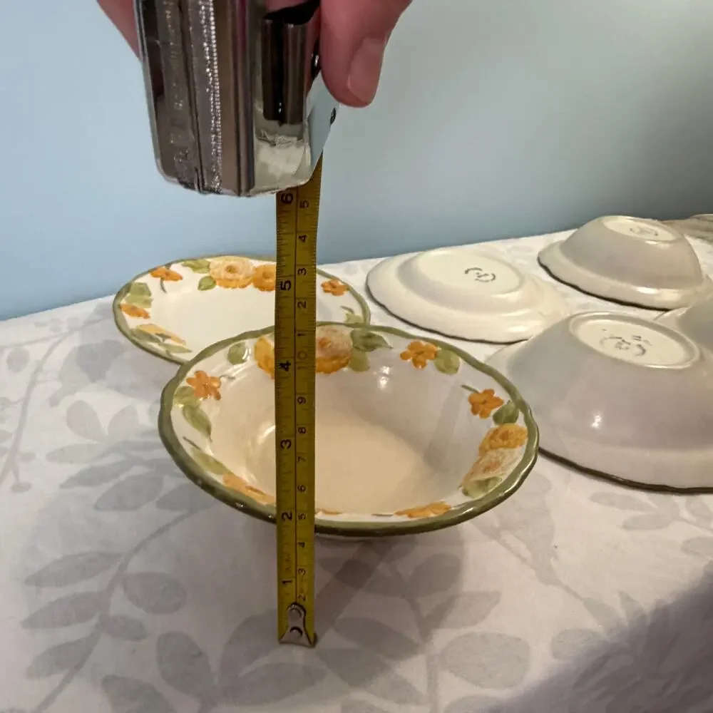 Metlox Poppytrail Sculptured Zinnia 4 Bowls 2 Bread Butter Plates